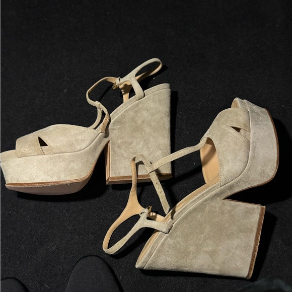 Sergio Rossi platform heel - Picture 7 of 7